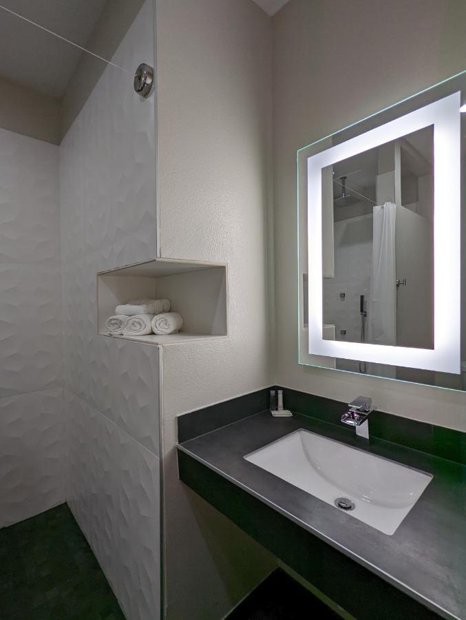 Crystal Inn Galena Park Esterno foto